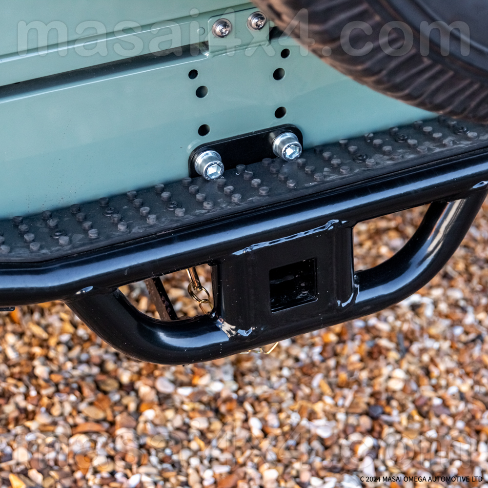 NAS Rear Step for Land Rover Defender 90/110 (UK Tow Bar/USA Tow 