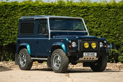 1999 Limited Edition 50th Anniversary V8 Land Rover Defender 90 4L Automatic
