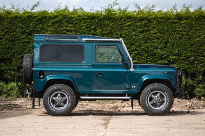 1999 Limited Edition 50th Anniversary V8 Land Rover Defender 90 4L Automatic