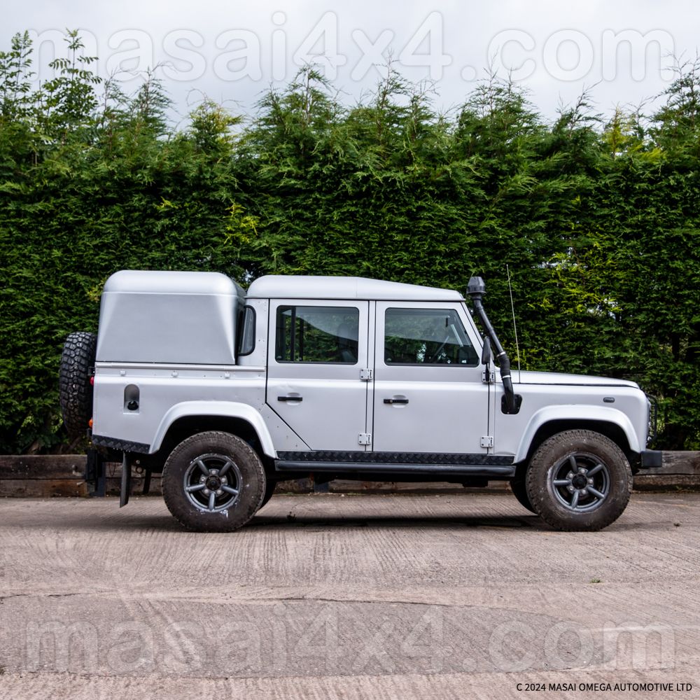 2005 Land Rover Defender 110 Crew Cab TD5 Special Vehicle - Silver