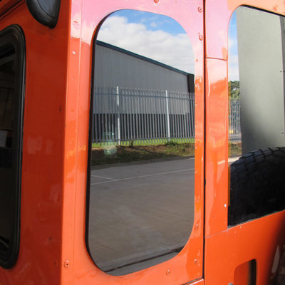 Masai Zeppelin Tinted Rear Quarter Glass Windows for Land Rover Defender (PAIR)