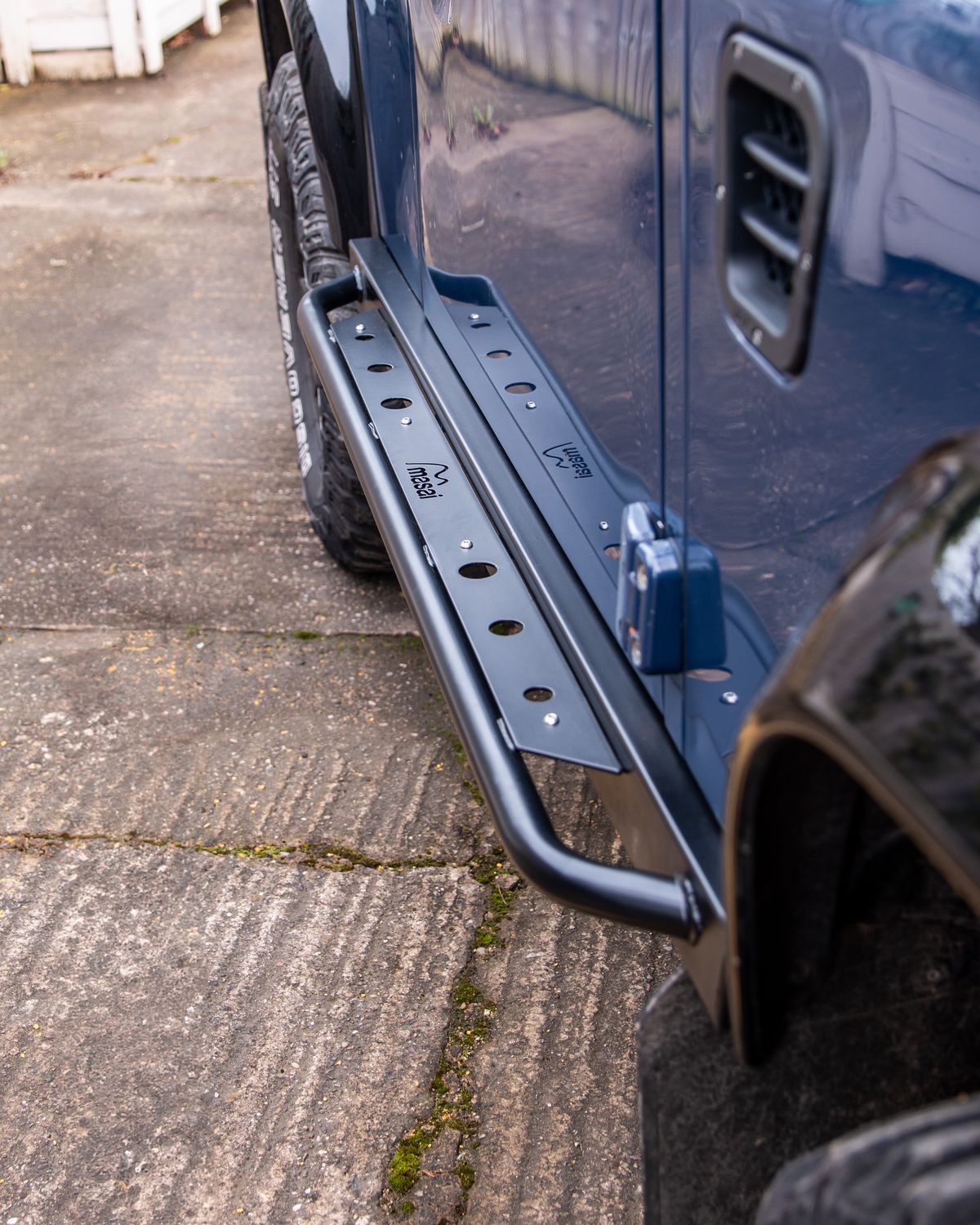 Tree Sliders / Rock Sliders for Land Rover Defender 90/110 - PAIR, Vehicle Type: Defender 90, Plates Colour: Black