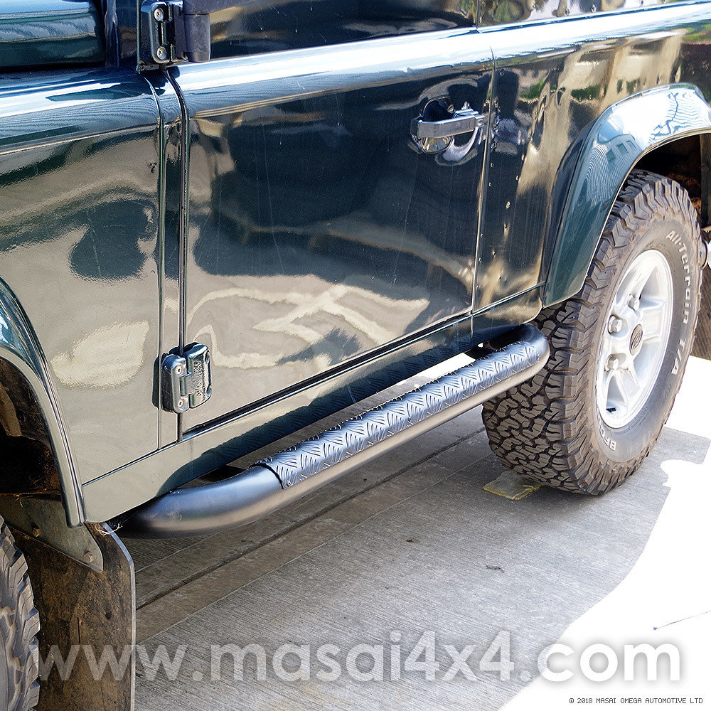 LAND ROVER DEFENDER 90 SIDE STEPS  SINGLE TUBE WITH CHEQUER PLATE TOP DA7012