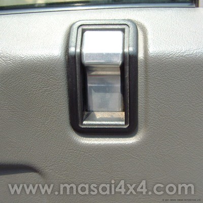 Billet Aluminium Door Locking Pegs for push button door Defenders (pair)