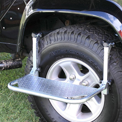 Masai Wheel Step - fits most 4x4 vehicles and tyres Masai Wheel Step - fits most 4x4 vehicles and tyres