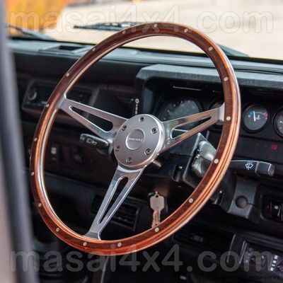 Evander Beech Wood 15" Steering Wheel & Slim Boss Kit - for Defenders with 36 or 48 Spline (Chrome spokes and centre)