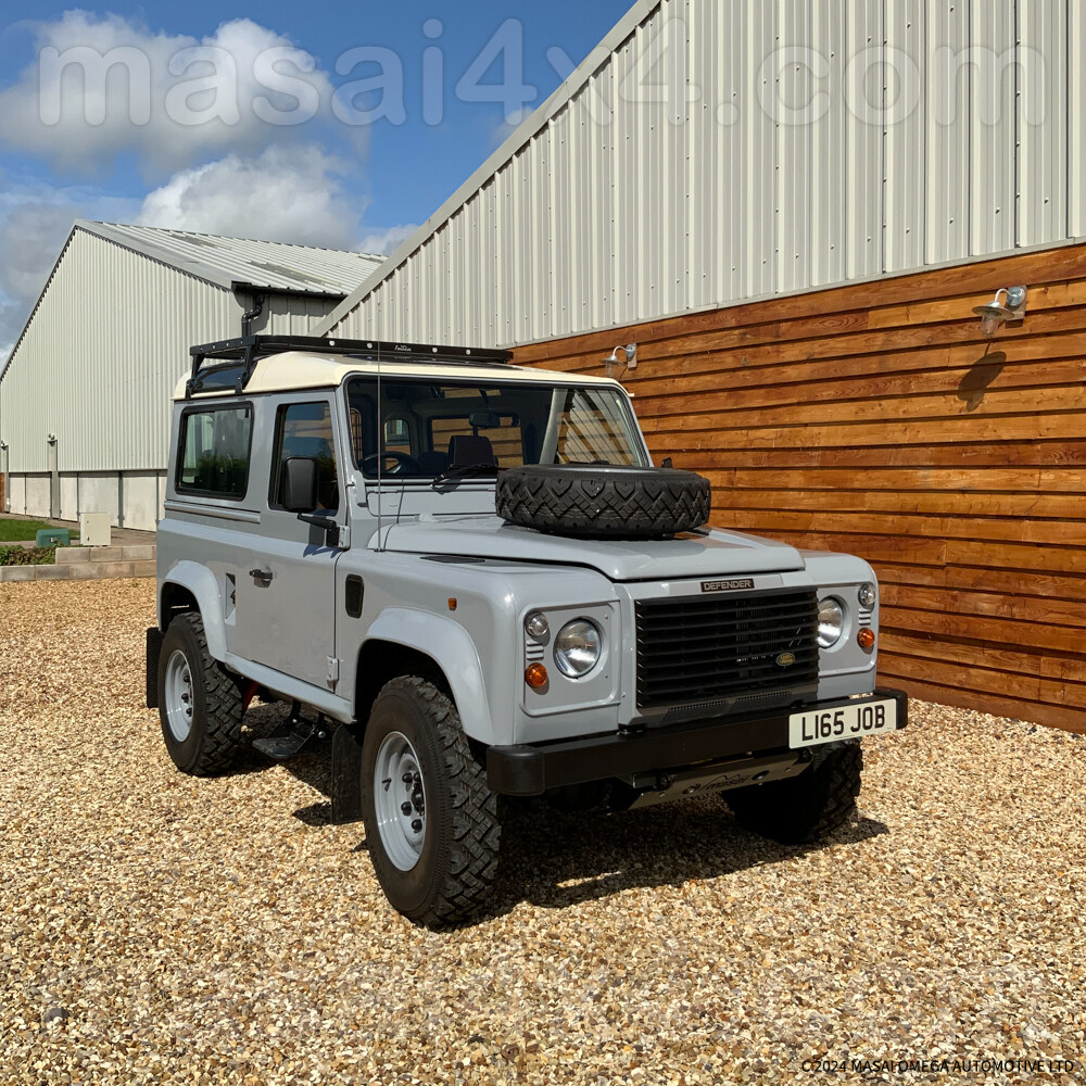 Defender 90 300Tdi 1993 - Light Grey Defender 90 300Tdi 1993 - Light Grey