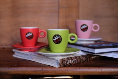 CUPS &amp;MERCHANDISERS