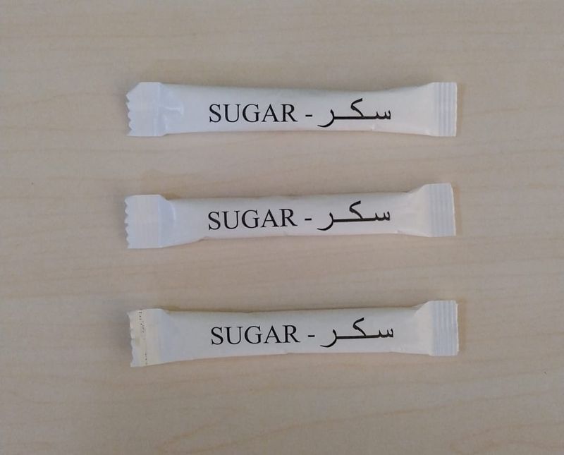 سكر أبيض 4 كيلو 800 سيخ في الكرتون White sugar 4 kg 800 sticks per carton