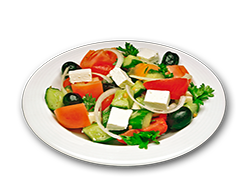 Gemischter Salat mit Weichkäse, Soße & Fladenbrot