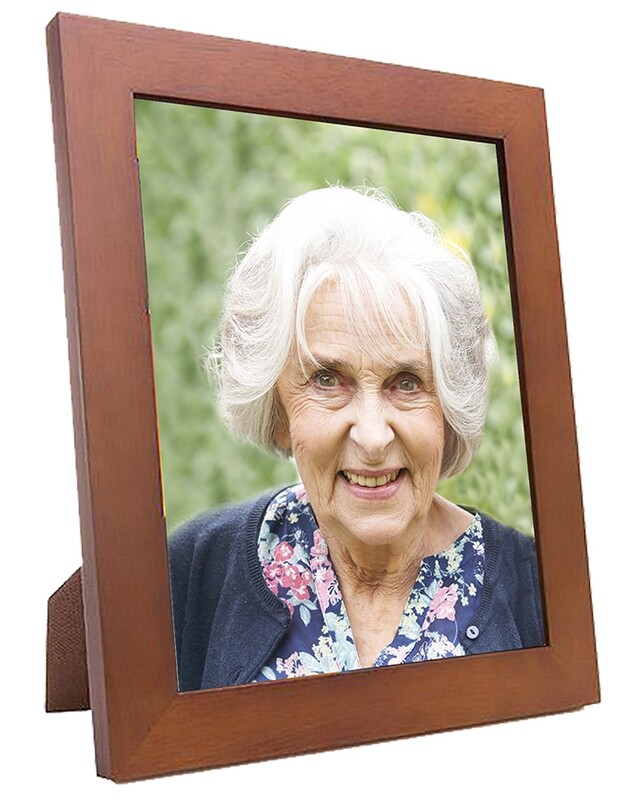 Memorial 10 x 8 Dark Oak Frame