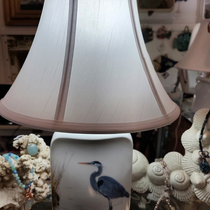 Beautiful Great Blue Heron Lamp