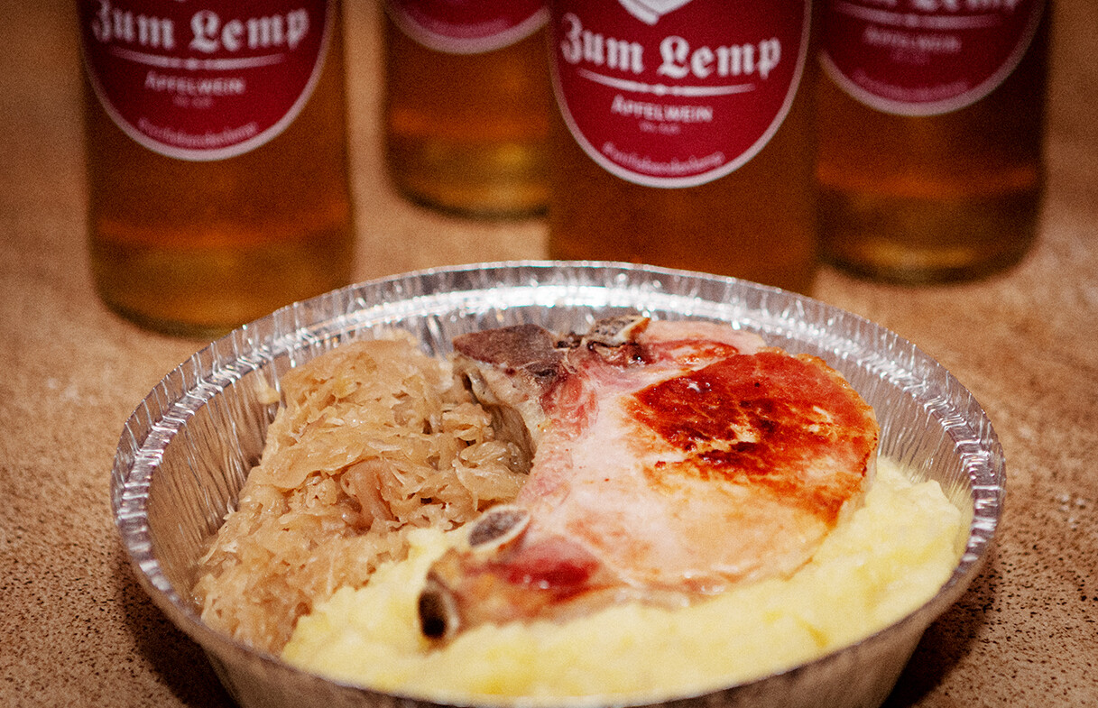 Rippchen mit Sauerkraut und Püree