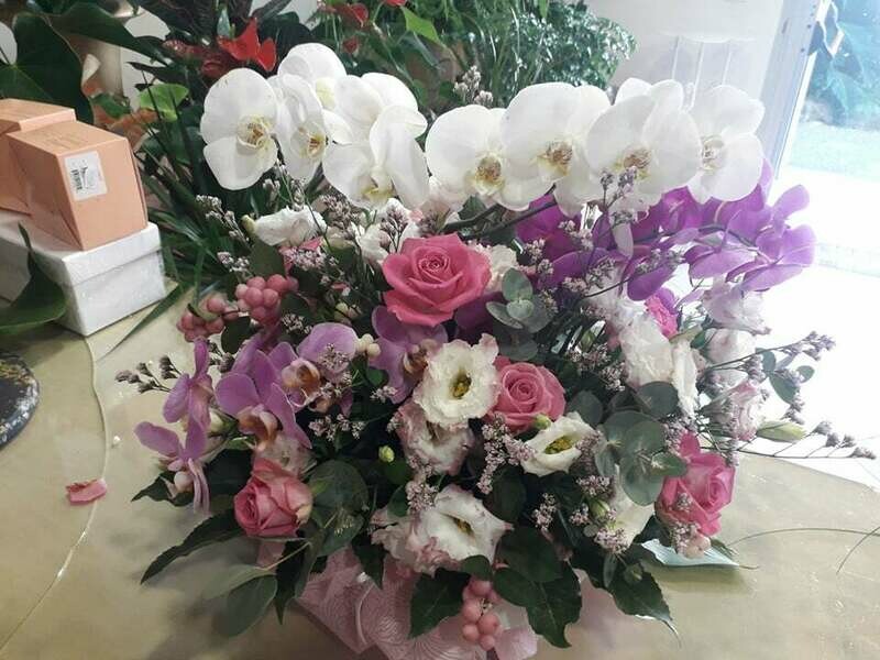 BOUQUET O COMPOSIZIONE  ASSORTITO CON FANTASIA Grande