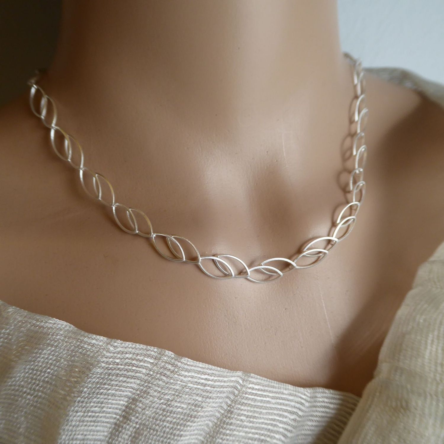 Blattranke – Collier aus Feinst SILBER Blattranke – Collier aus Feinst SILBER