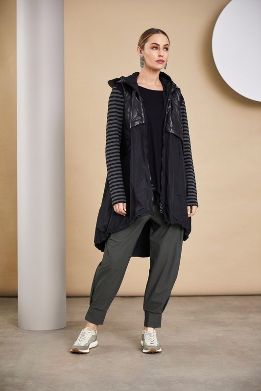 Naya Embossed Leatherette Waistcoat/ Contrast Bottom