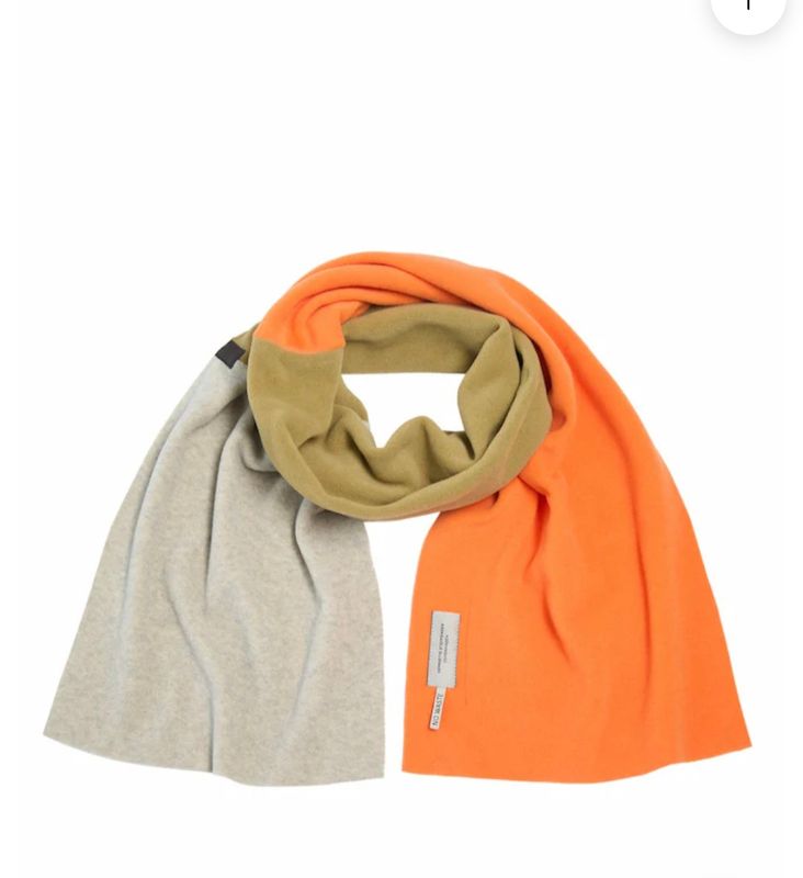Henrietta Fleece Triangle 3 colour scarf