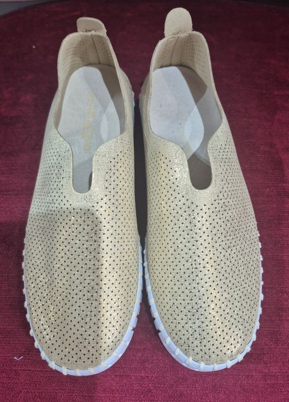 Tulip Gold/Platin Platform Shoes