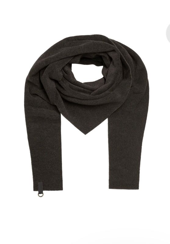 Henrietta Triangle Fleece Scarf
