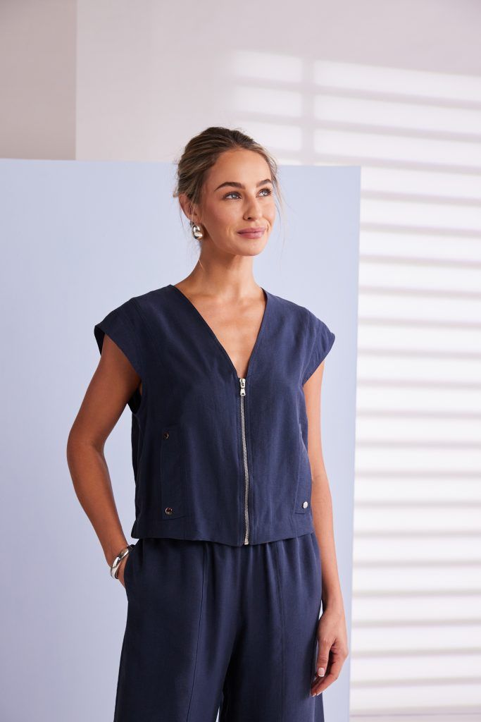 NAYA short vee neck top with Pocket and zip