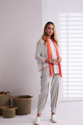 NAYA CUFF TROUSERS WITH PLEATED FROM WITH PATCH POCKET
