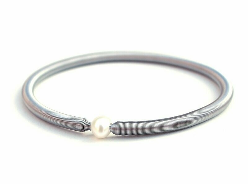 Edelstahl Stretch Armband mit Naturperle