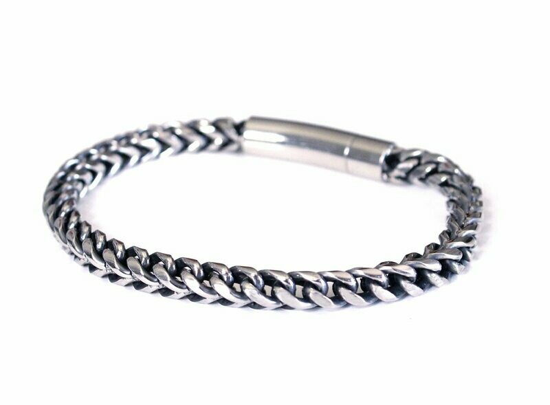 Elegantes Panzerarmband für Ihn