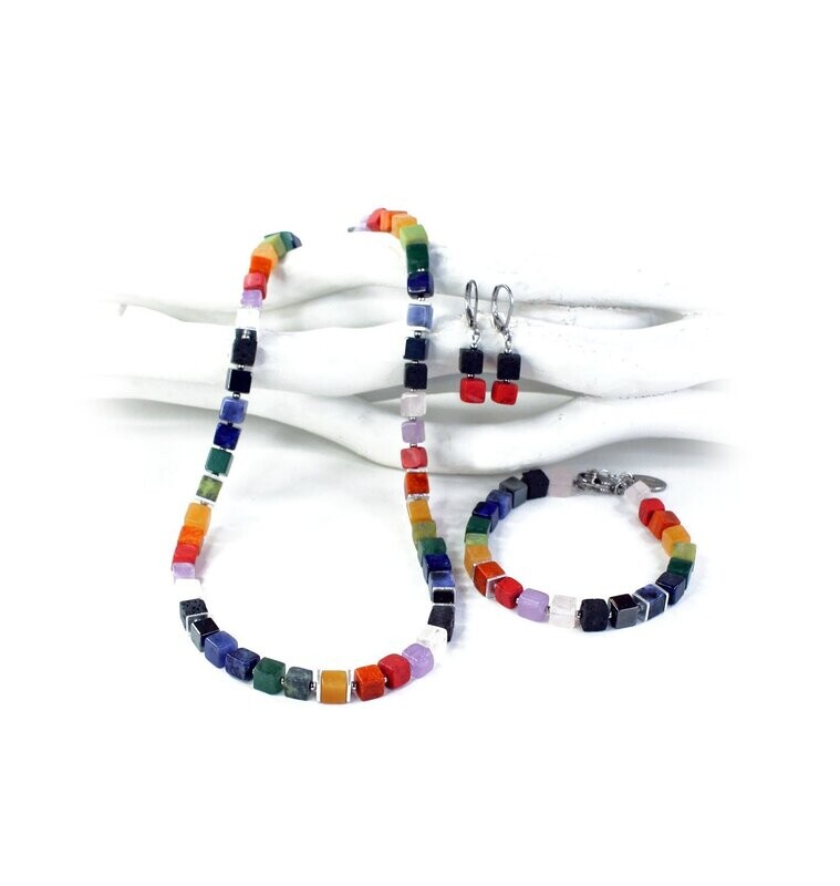Einzigartiges Schmuckset 
Halbedelsteine Regenbogen - Ohrringe gratis