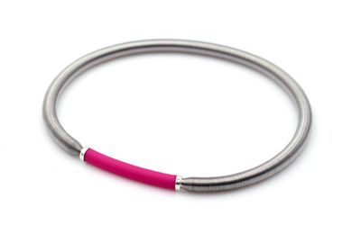 Edelstahl Stretch Armband mit Kautschuk in Magenta