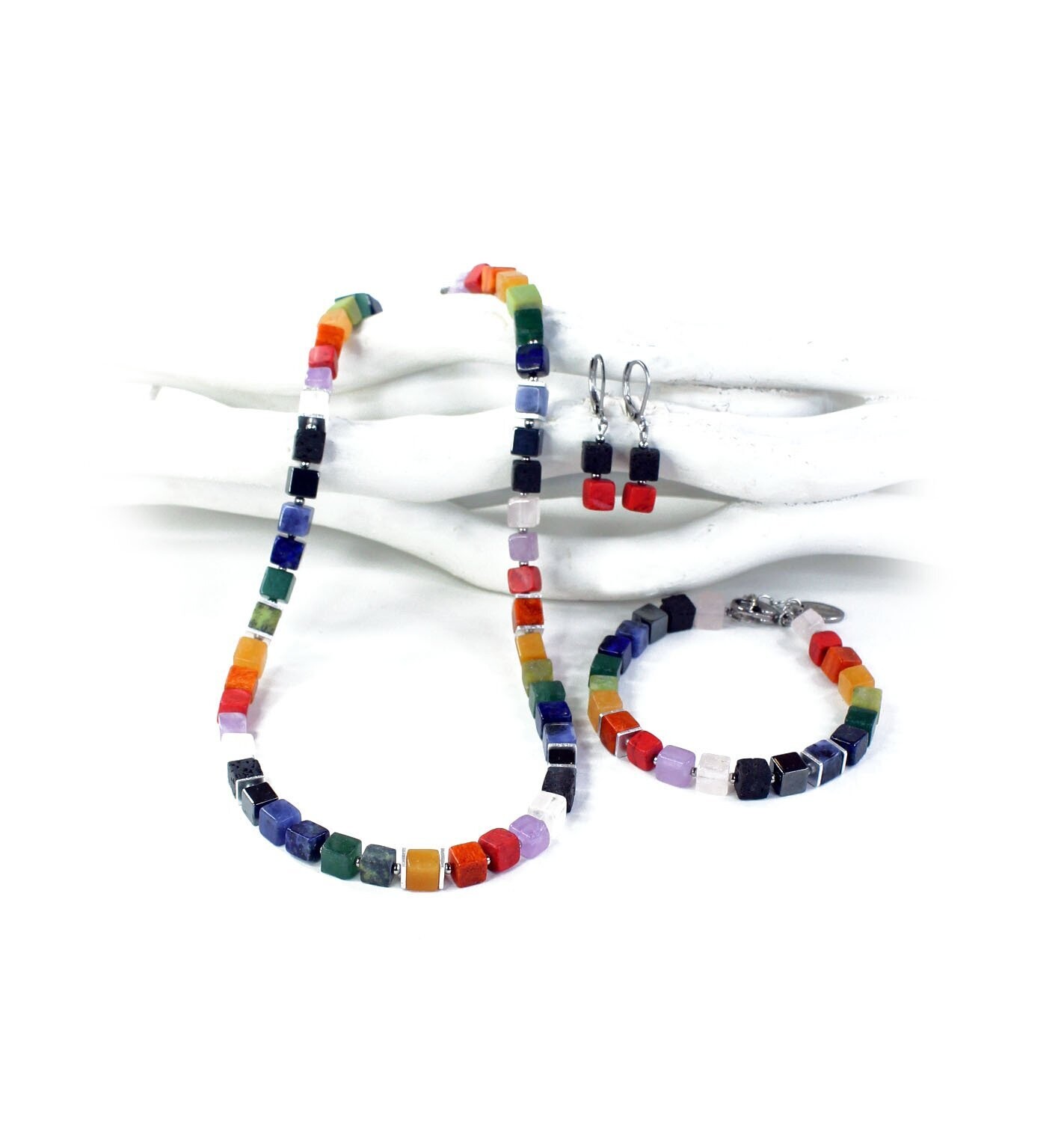 Einzigartiges Schmuckset Halbedelsteine Regenbogen - Ohrringe gratis Einzigartiges Schmuckset Halbedelsteine Regenbogen - Ohrringe gratis