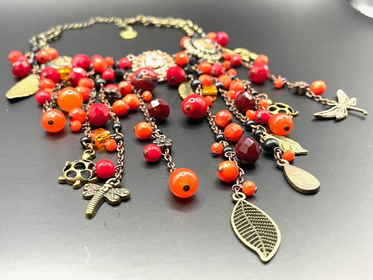 Collana Retrò Rossa pendenti.