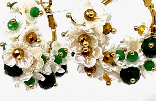 Orecchino Anello acciaio dorato trionfo di fiori e cristalli