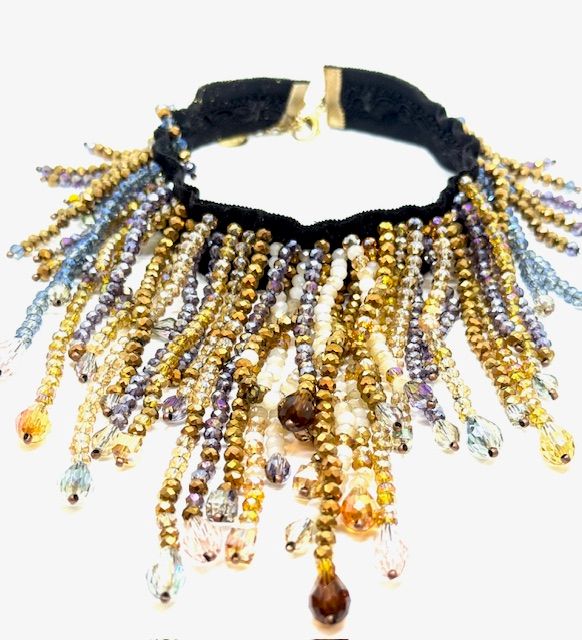 ​Collana girocollo collarino con cascata di cristalli tondi e a goccia  sfaccettato, multicolor,