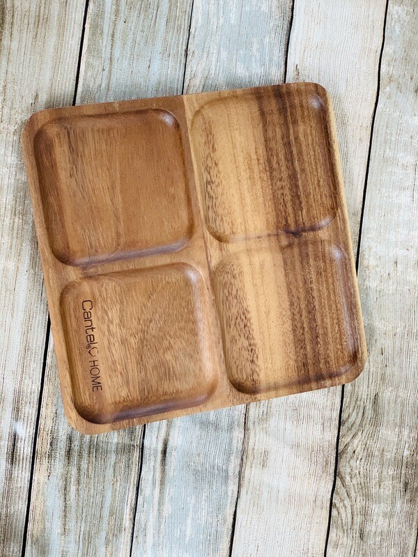 PLATO CUADRADO DE MADERA ACACIA CON 4 DIVISIONES (25 X 25 CM)