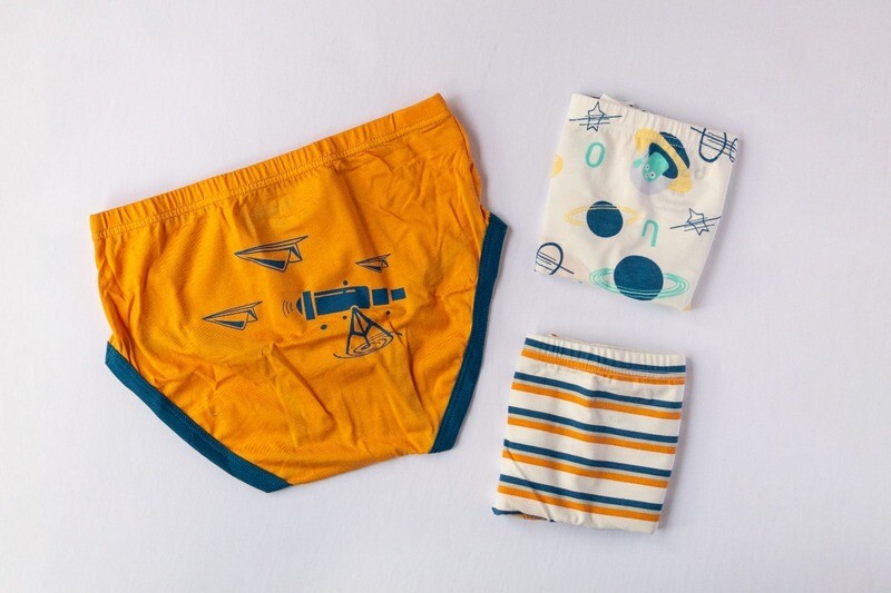 Set de 3 calzoncillos de algodón para niño H651/SJ258-star world