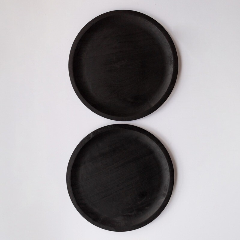 Bajaplato de Madera Palo Blanco color Negro 33 cm