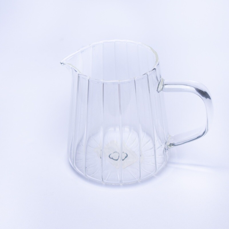 Lechero de vidrio Borosilicate lineas verticales