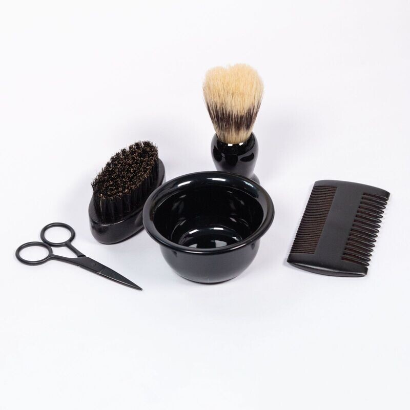 Kit de acero inox y madera para el cuidado de la barba