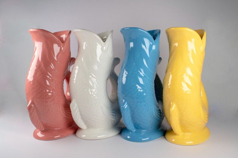 Jarra de Ceramica en forma de Pez  19*10.5*27.5 cm