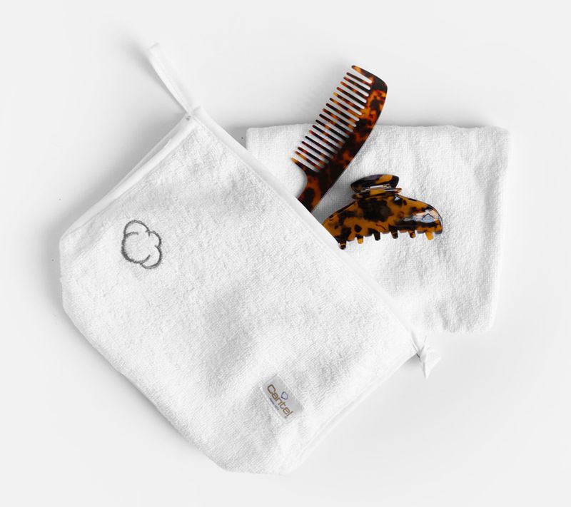 Set De Cosmetiquera De Toalla Tundida Blanca Con Gorro Spa, Peine Y Gancho