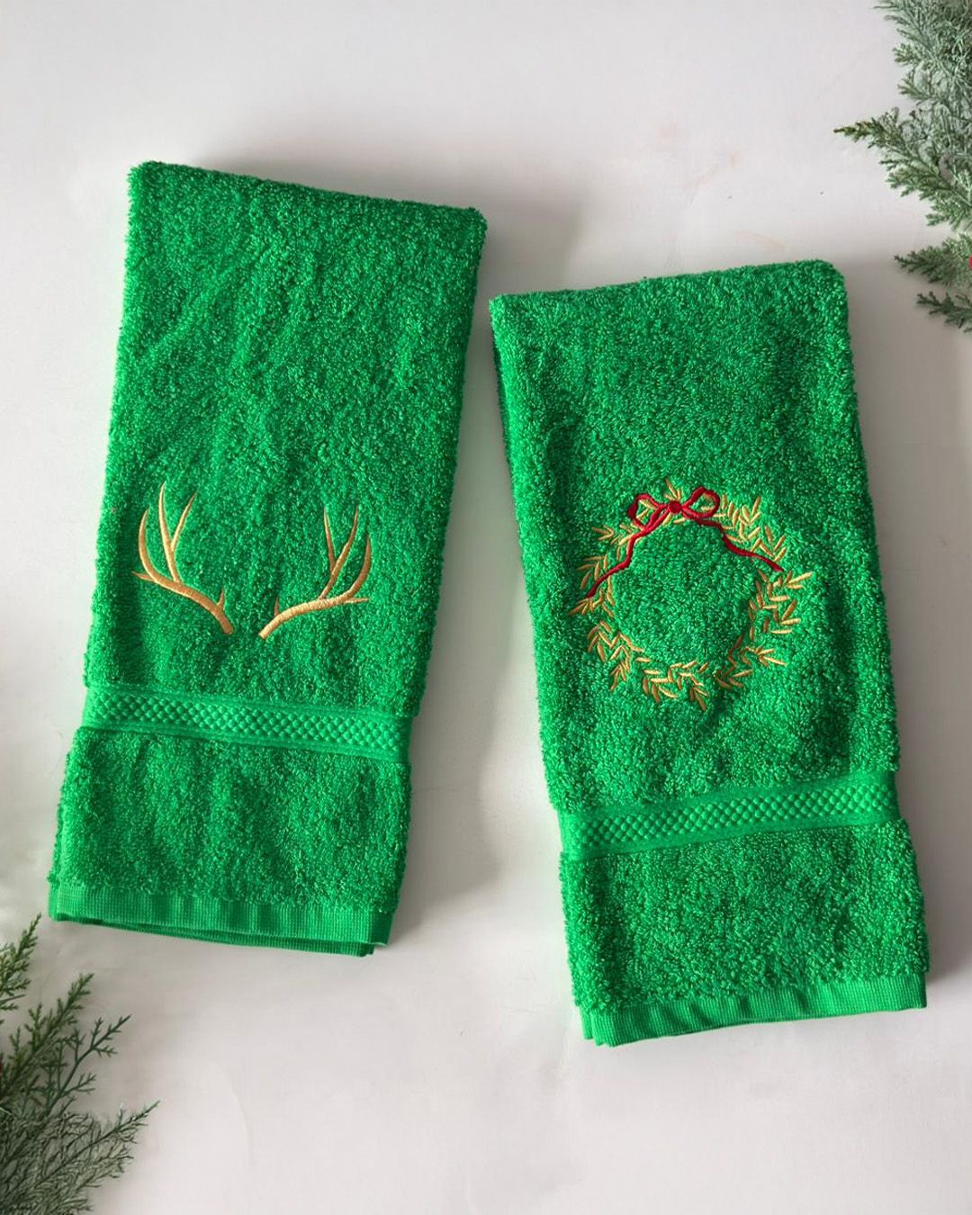 Toalla Prive Manos Verde Navidad Bordado 2025 Toalla Prive Manos Verde Navidad Bordado 2025