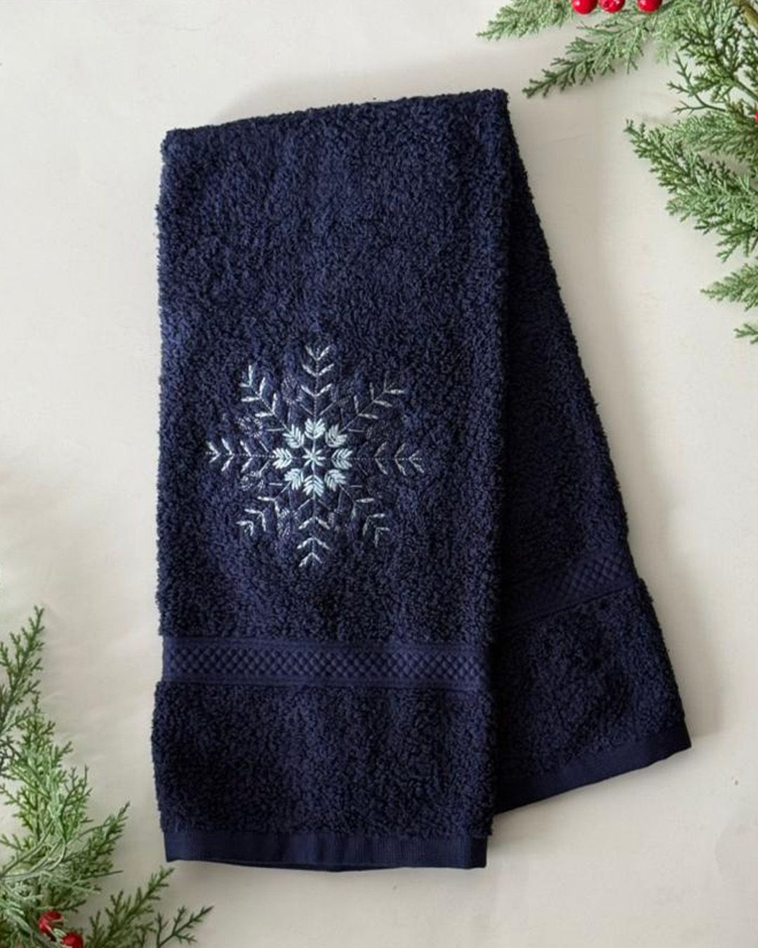Toalla Prive Manos Azul Marino Navidad Bordado Copo 2025