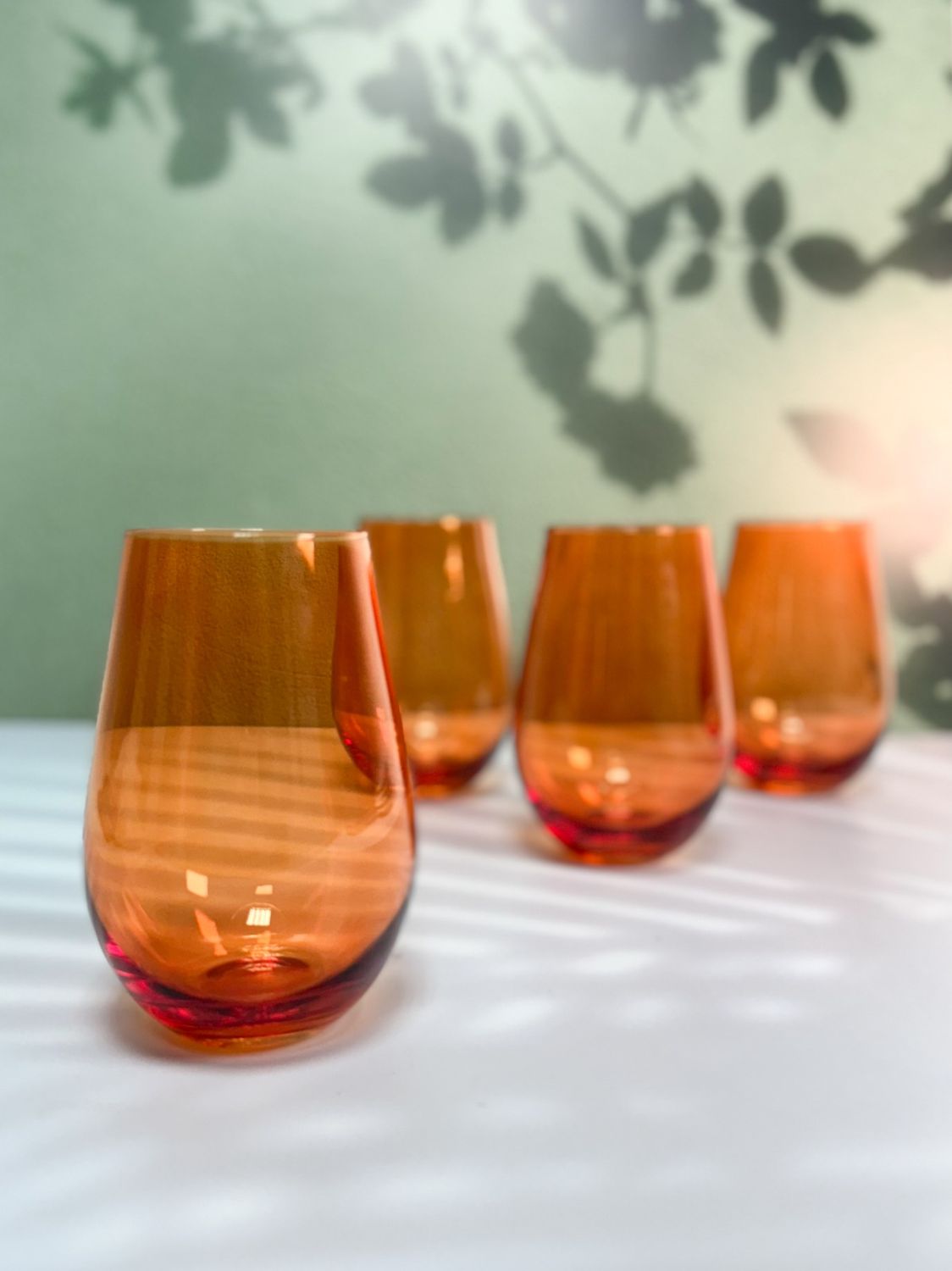 SET DE 6 VASOS DE VIDRIO PARA VINO AMBAR