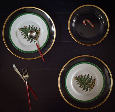 Set de 4 platos de vidrio 10.5" con borde  dorado