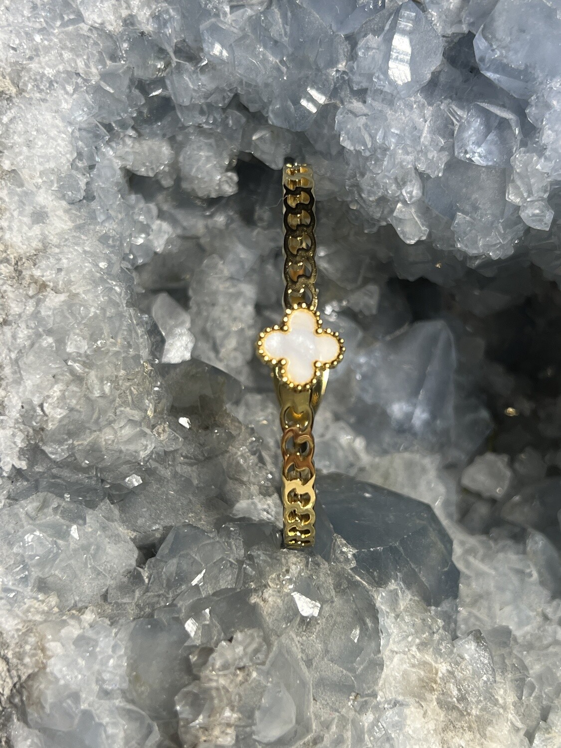 MOP Clover Bangle