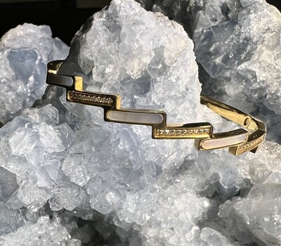 Zig Zag Cuff