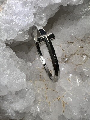 Tiff Hinge