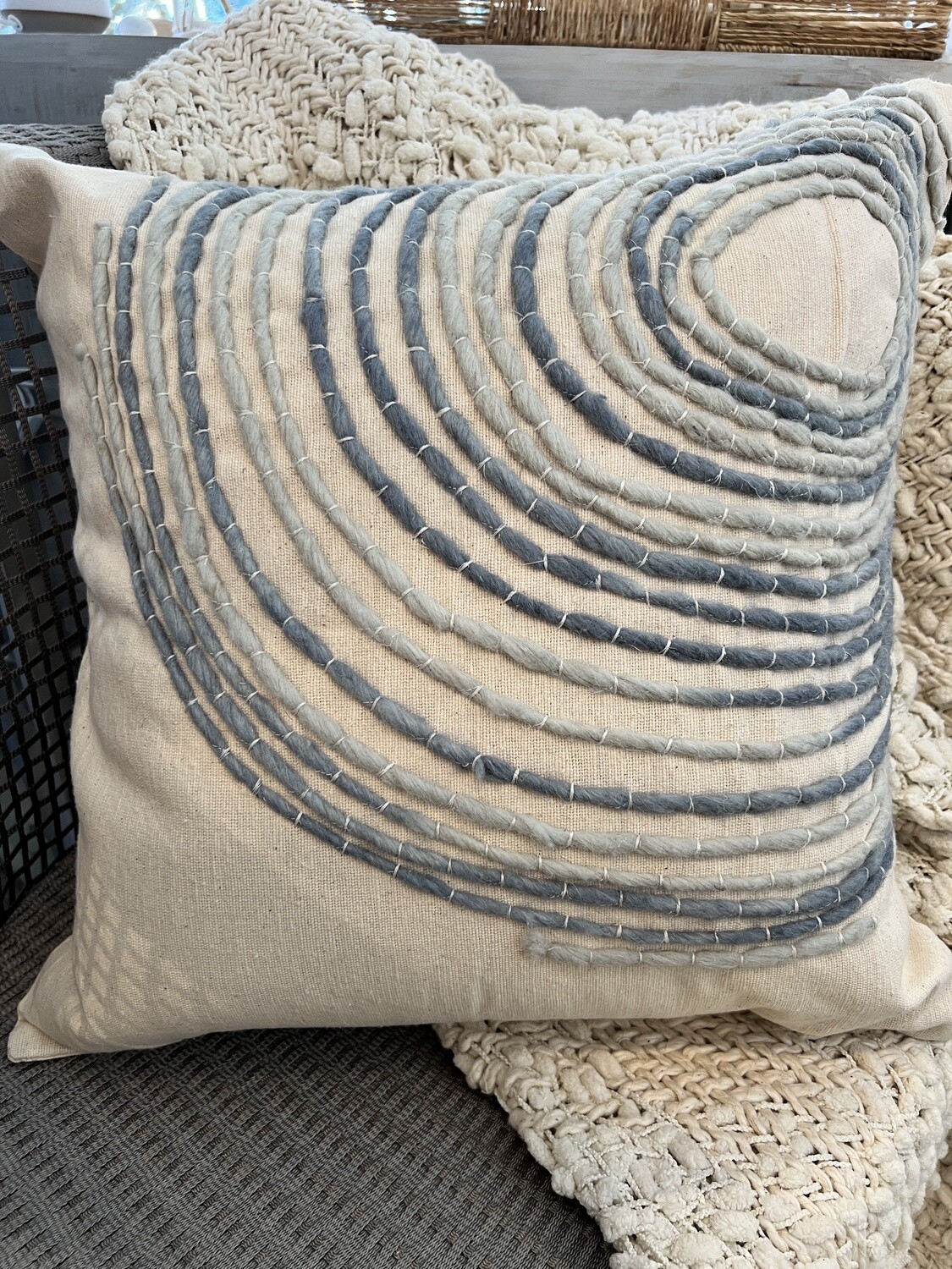 Waterly Pillow 20&quot;