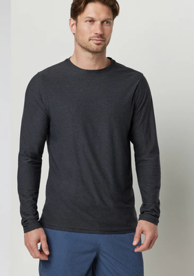 Vuori M&#39;s Long Sleeve Strato Tech Tee
