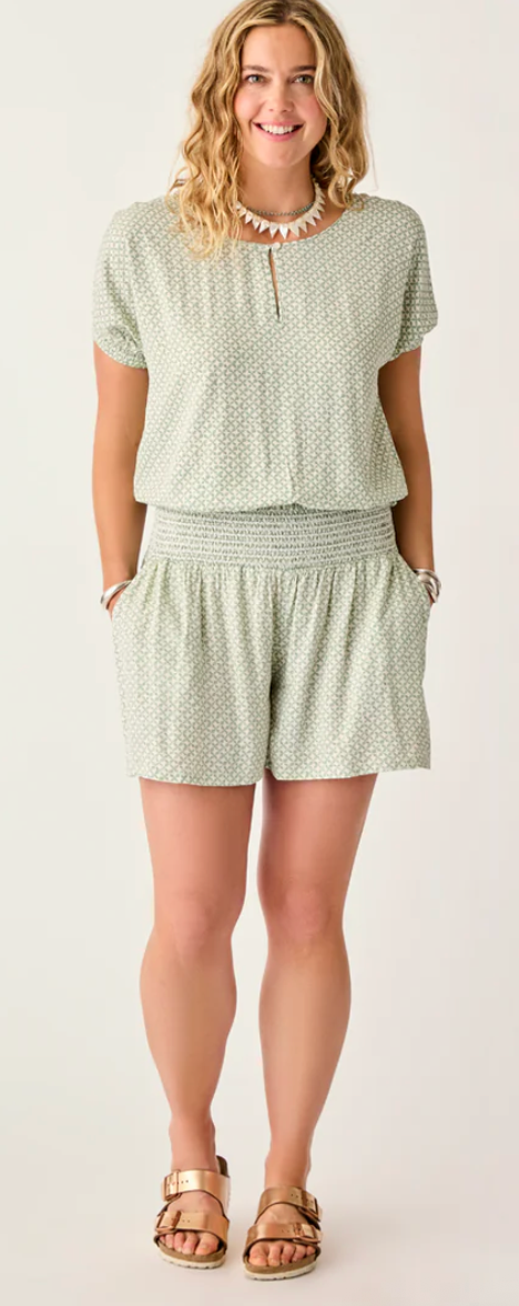 Carve Leah Short